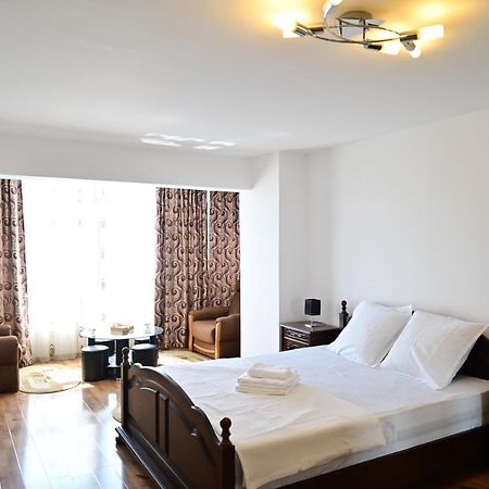 Vacation Apartment With Free Parking Сибиу Экстерьер фото