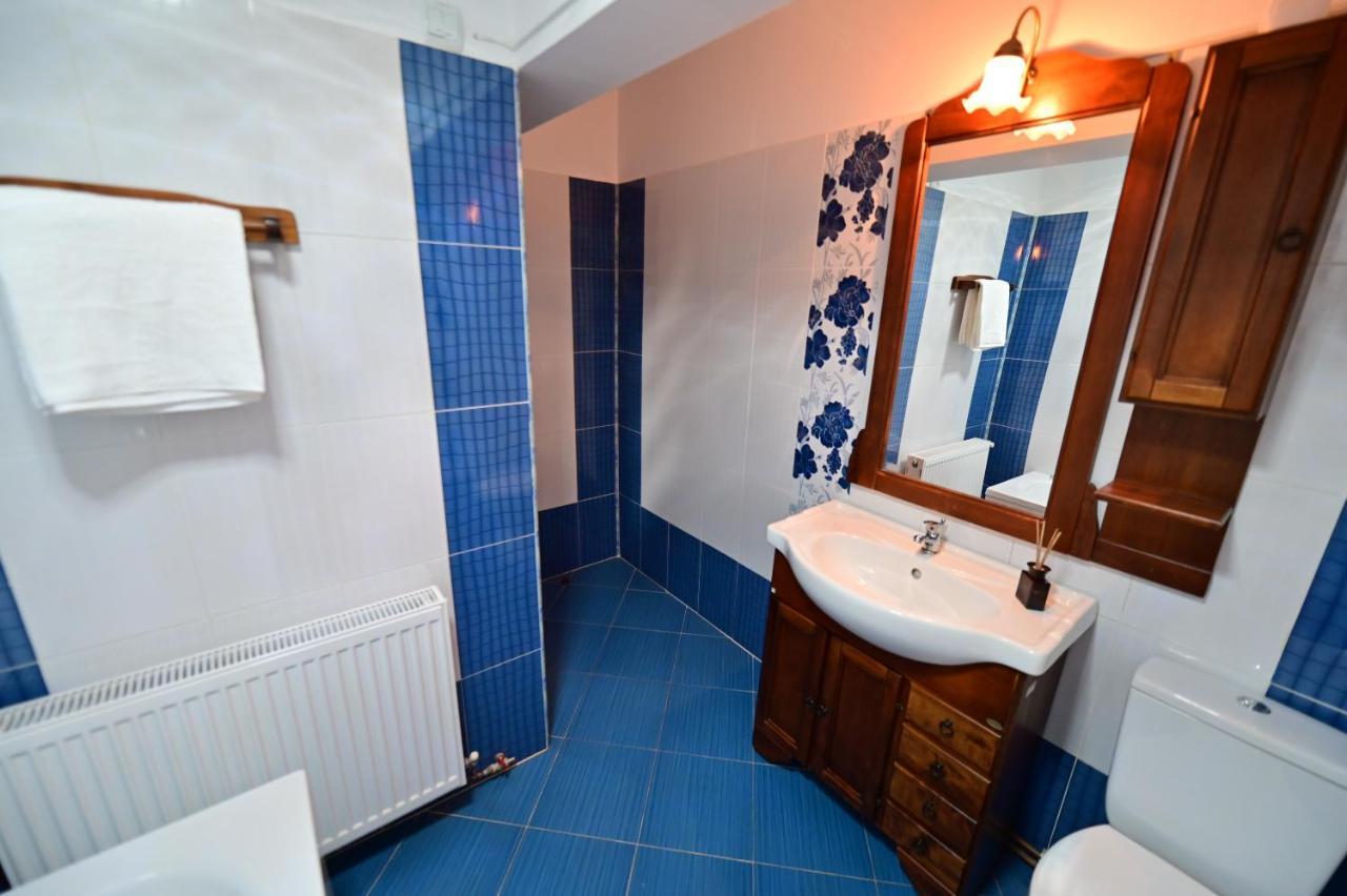 Vacation Apartment With Free Parking Сибиу Экстерьер фото
